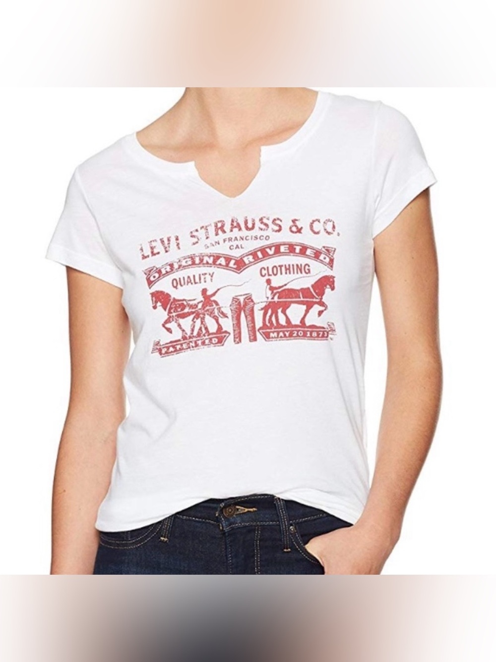 Levi's White Short Sleeve Tee with Red Graphic Logo